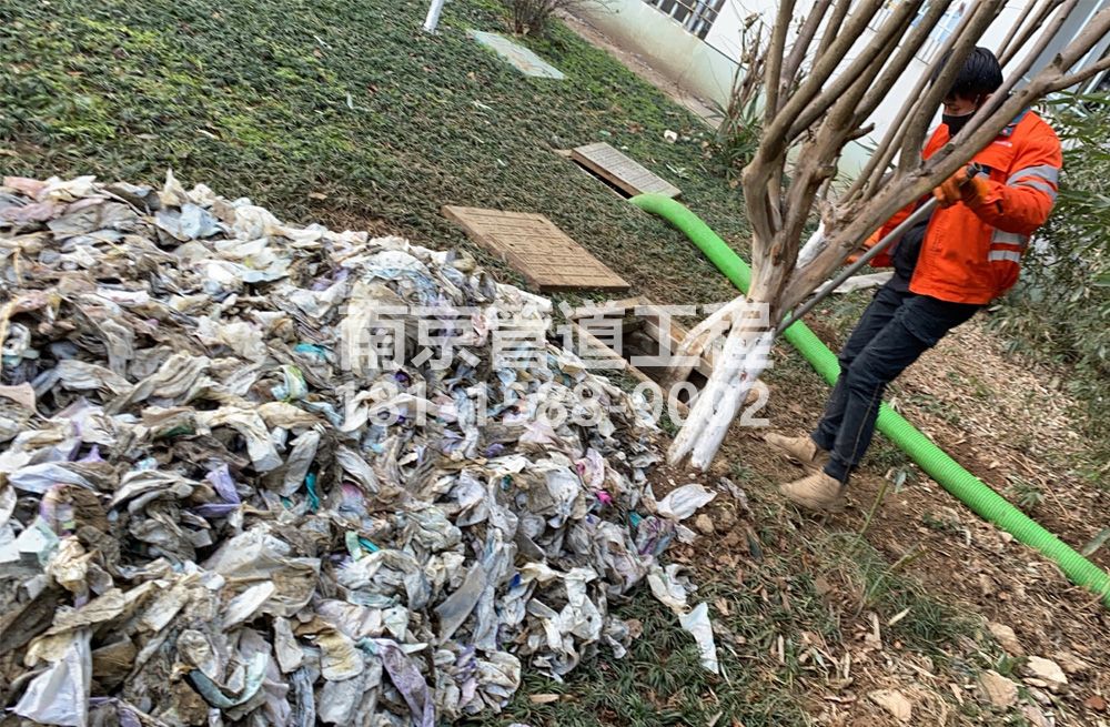 315徐汇化粪池垃圾清理